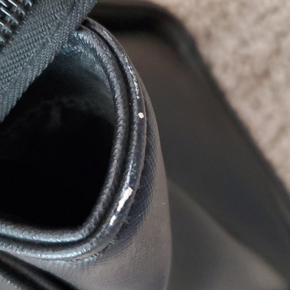 Kenneth Cole Reaction Bag - Picture 14 of 16